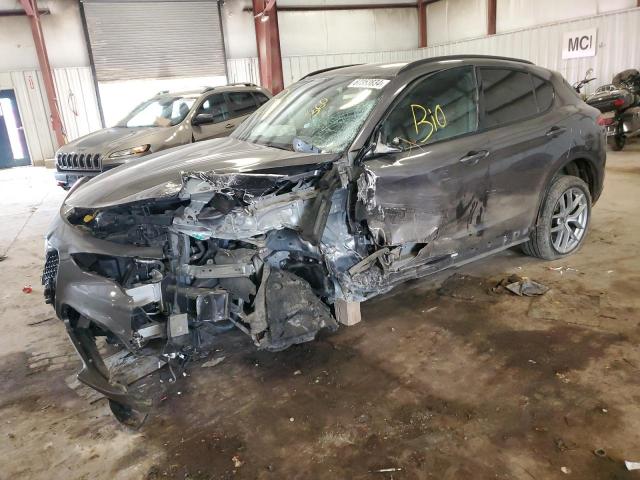  Salvage Alfa Romeo Stelvio