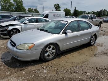  Salvage Ford Taurus