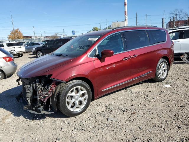  Salvage Chrysler Pacifica