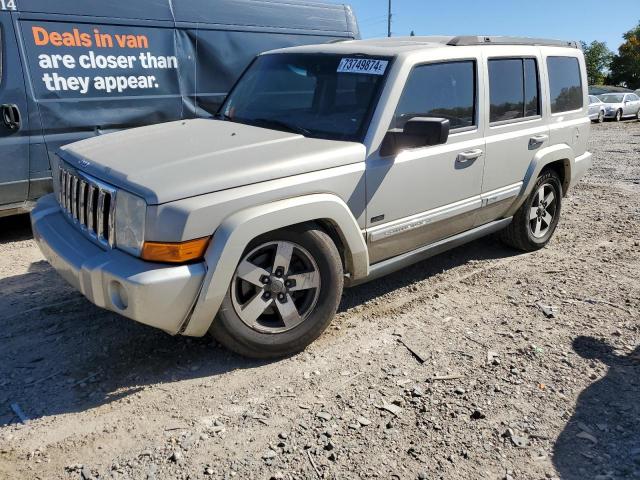  Salvage Jeep Commander