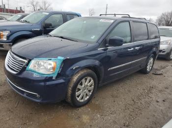  Salvage Chrysler Minivan