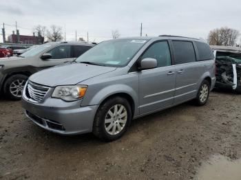  Salvage Chrysler Minivan