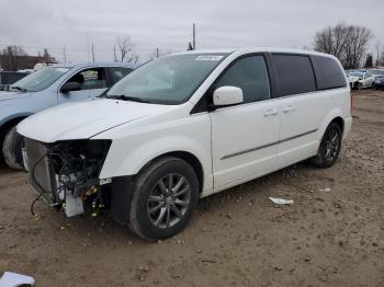  Salvage Chrysler Minivan