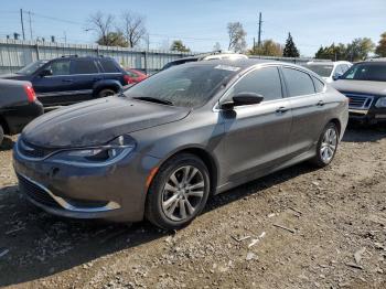  Salvage Chrysler 200