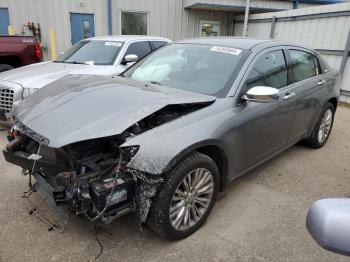  Salvage Chrysler 200