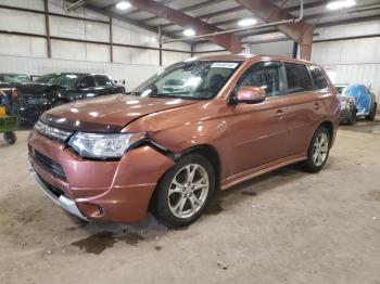  Salvage Mitsubishi Outlander