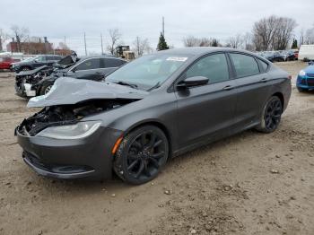  Salvage Chrysler 200