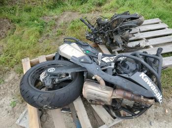  Salvage Kawasaki Zx1000 M