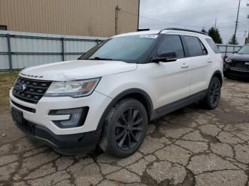  Salvage Ford Explorer