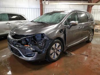  Salvage Chrysler Pacifica