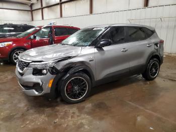  Salvage Kia Seltos