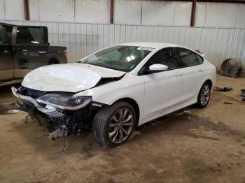  Salvage Chrysler 200