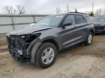  Salvage Ford Explorer