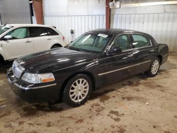  Salvage Lincoln Towncar