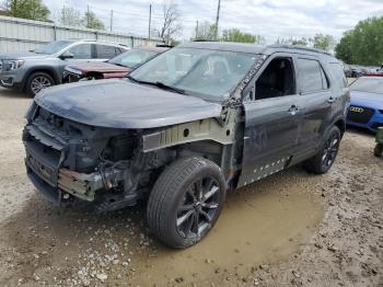  Salvage Ford Explorer