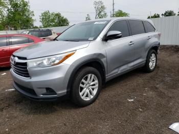  Salvage Toyota Highlander