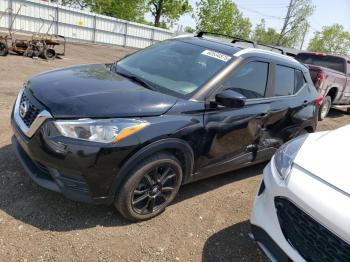  Salvage Nissan Kicks