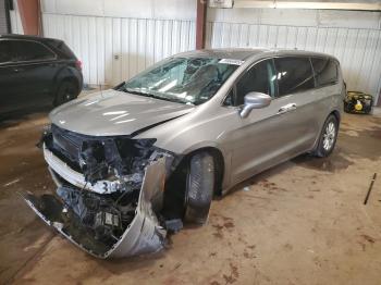  Salvage Chrysler Pacifica