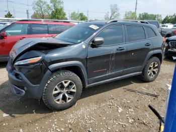  Salvage Jeep Cherokee