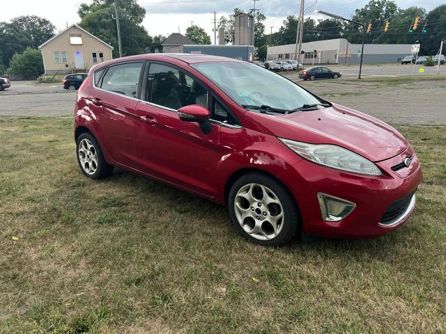  Salvage Ford Fiesta
