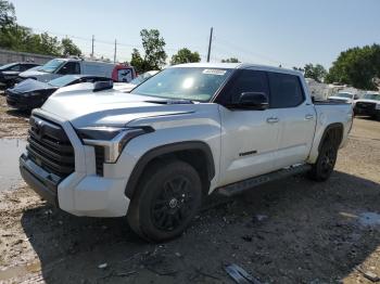  Salvage Toyota Tundra