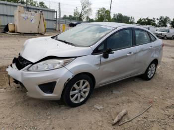 Salvage Ford Fiesta