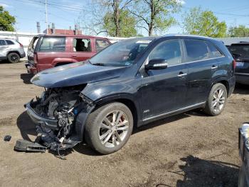  Salvage Kia Sorento