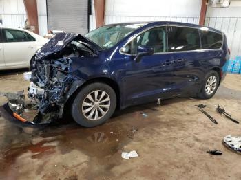 Salvage Chrysler Pacifica