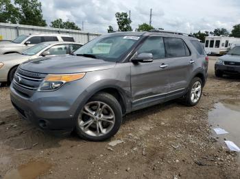  Salvage Ford Explorer
