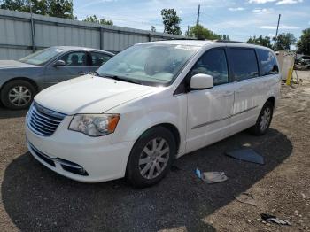  Salvage Chrysler Minivan