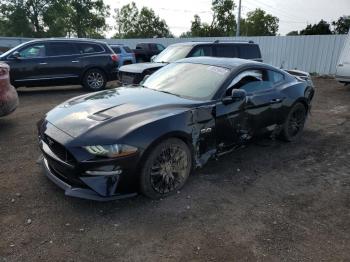  Salvage Ford Mustang
