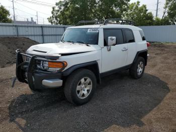  Salvage Toyota FJ Cruiser