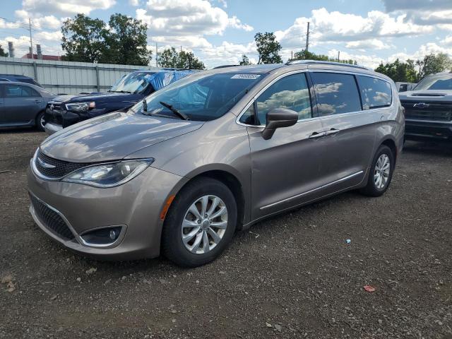  Salvage Chrysler Pacifica