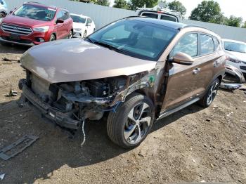  Salvage Hyundai TUCSON