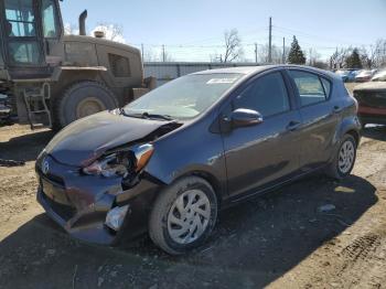  Salvage Toyota Prius