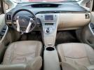 Toyota Prius Image 12