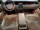 Lincoln Towncar Signature Limited Image 5