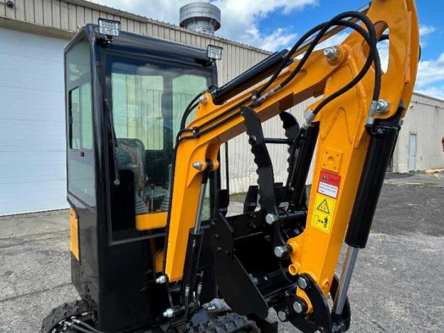 Other Excavator Image 3