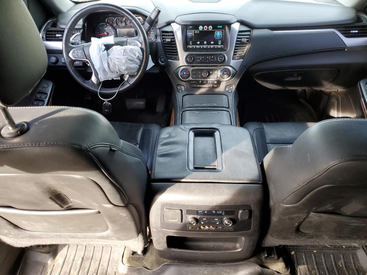 Chevrolet Suburban K1500 Ltz Image 3