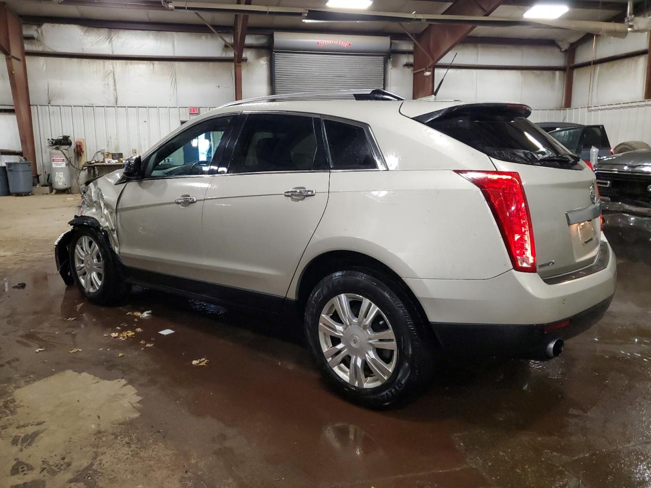 Cadillac SRX Luxury Collection Image 2