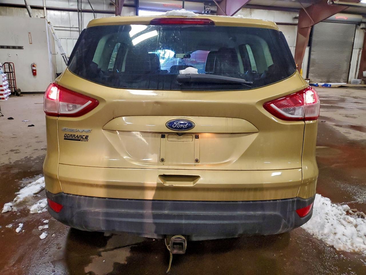 Ford Escape S Image 3