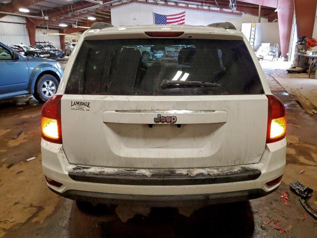 Jeep Compass Sport Image 14