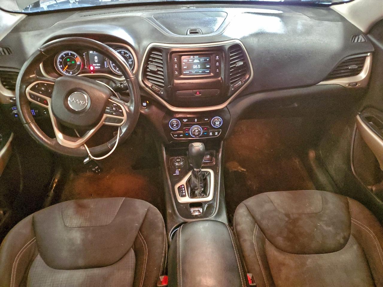 Jeep Grand Cherokee Latitude Image 6