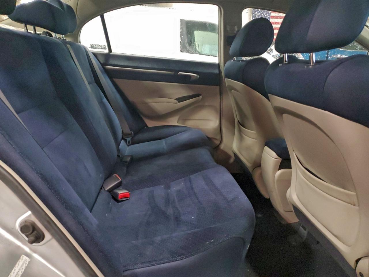 Honda Civic Hybrid Image 8