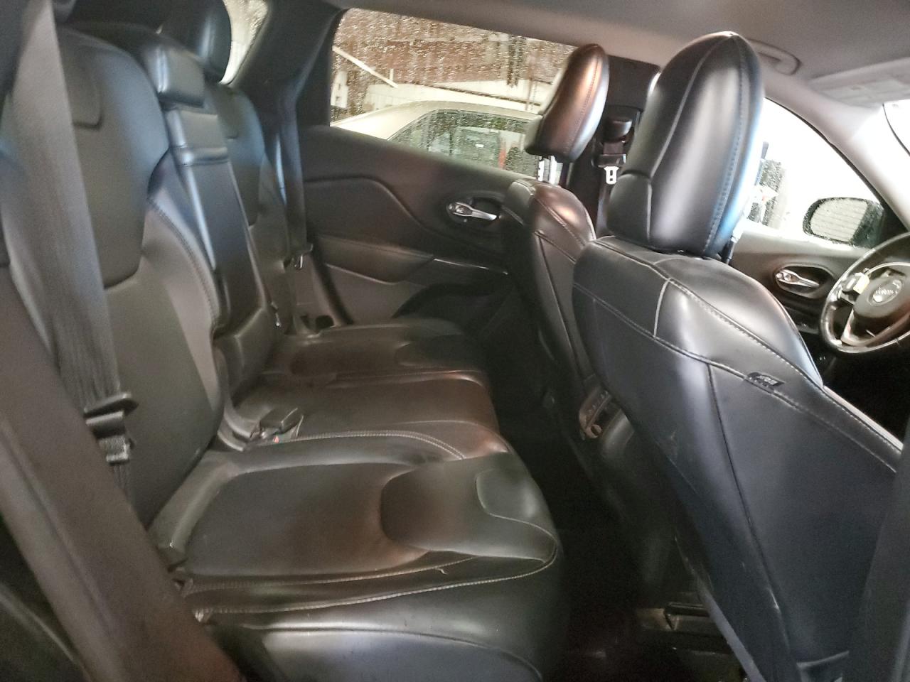 Jeep Grand Cherokee Limited Image 8