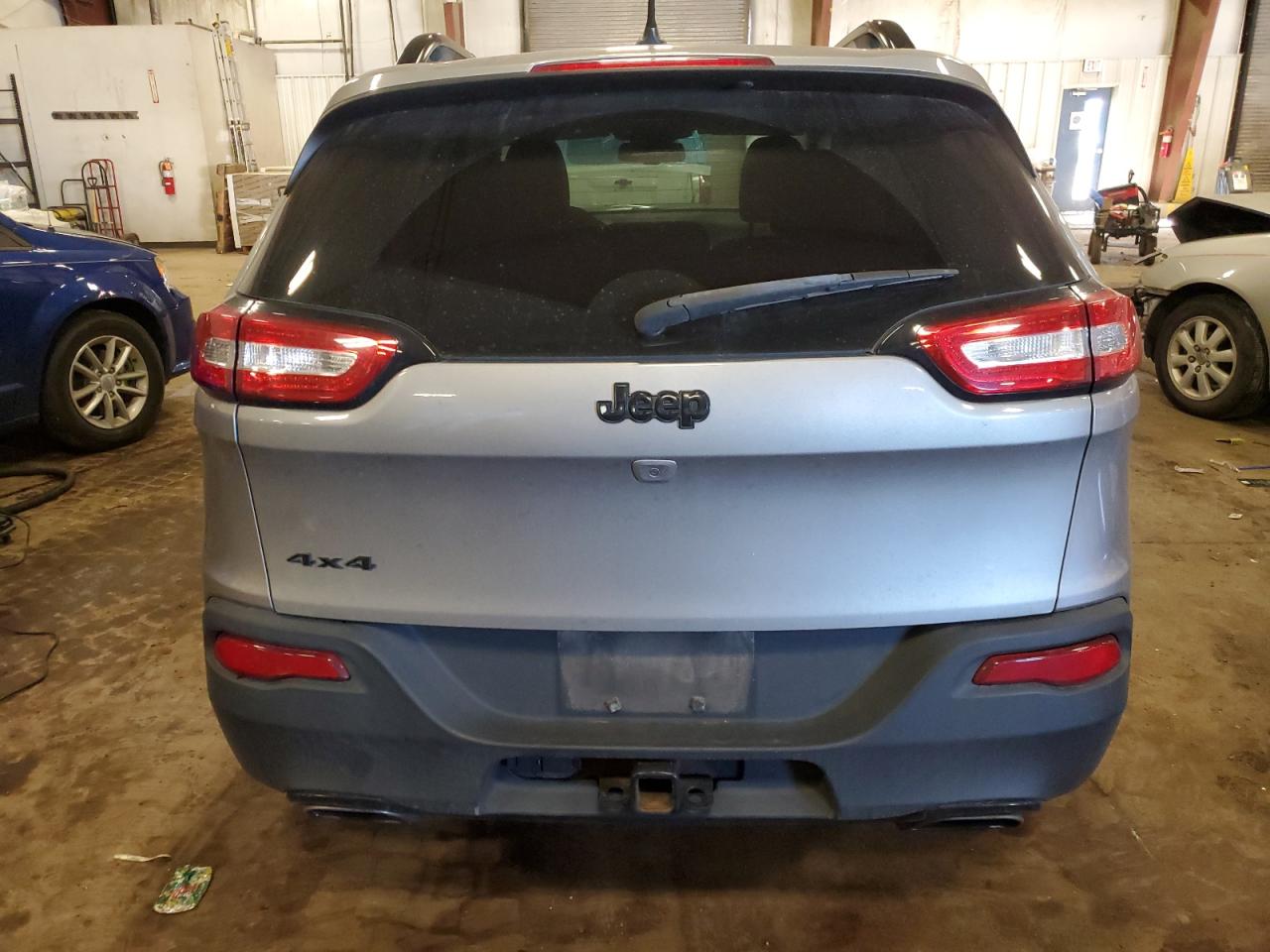 Jeep Grand Cherokee Latitude Image 4