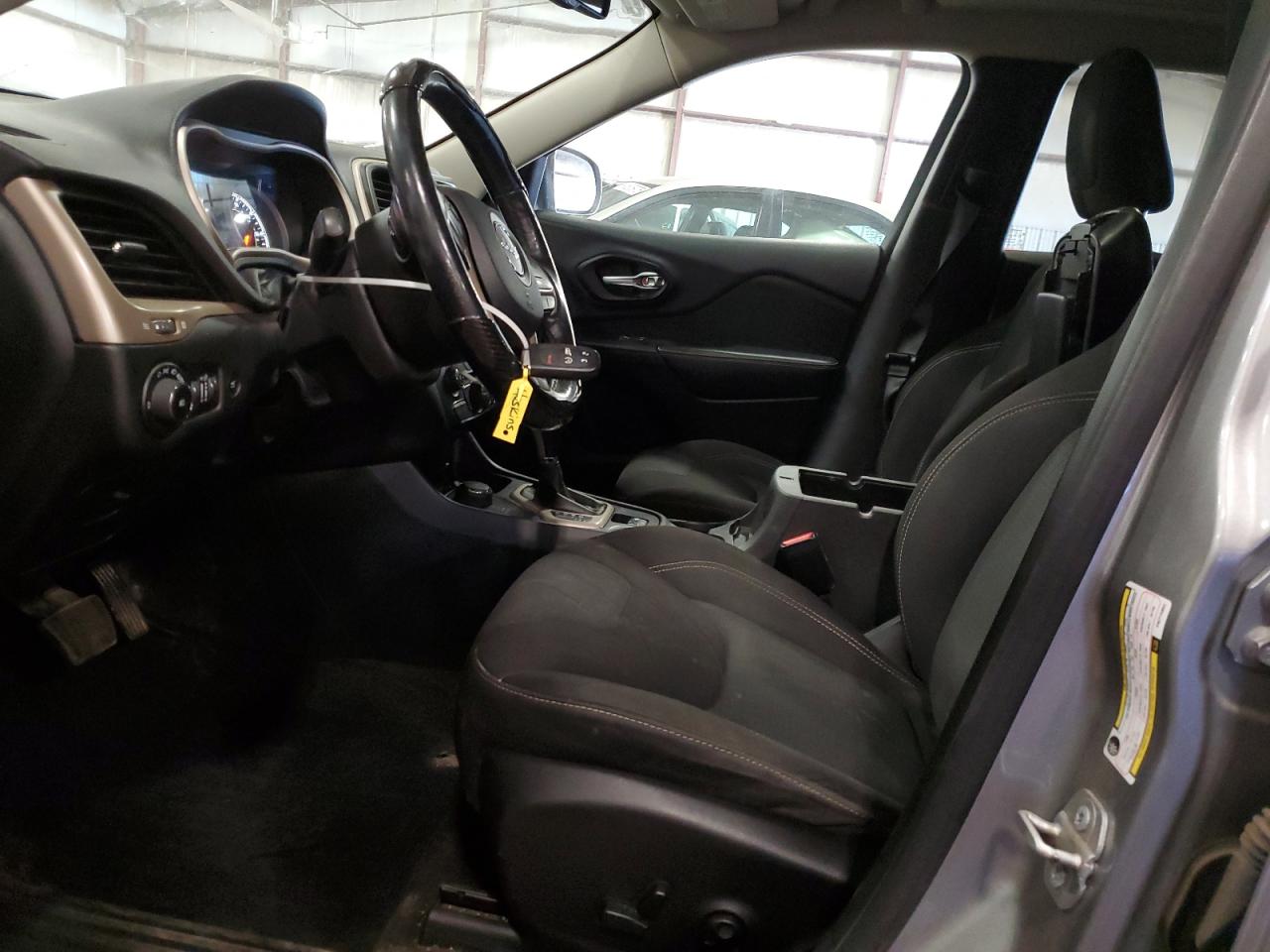 Jeep Grand Cherokee Latitude Image 10