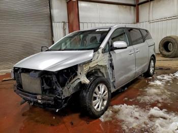  Salvage Kia Sedona
