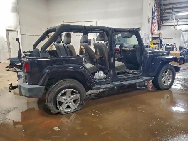 Jeep Wrangler Sahara Image 11