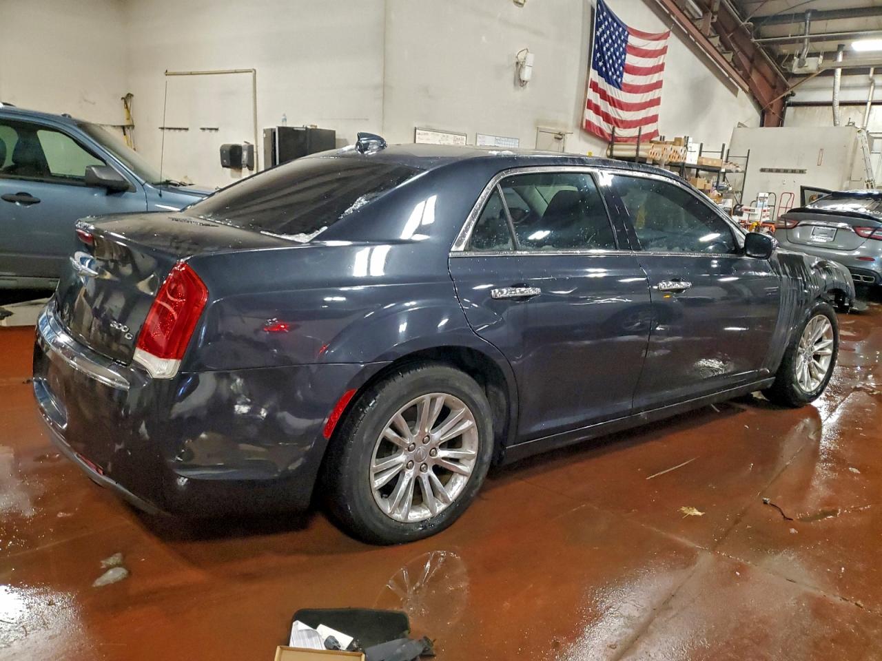 Chrysler 300 Image 4